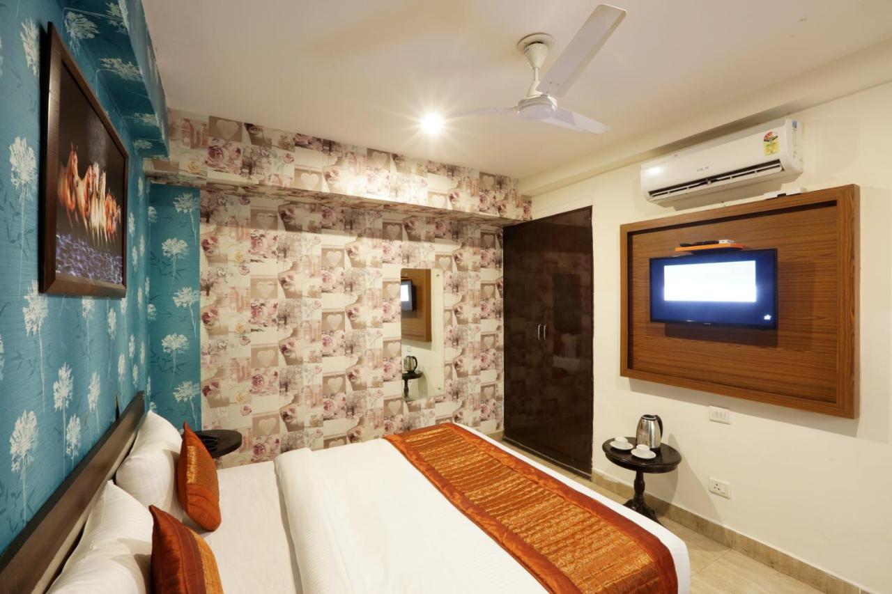 Hotel Airport Star New Delhi Bagian luar foto