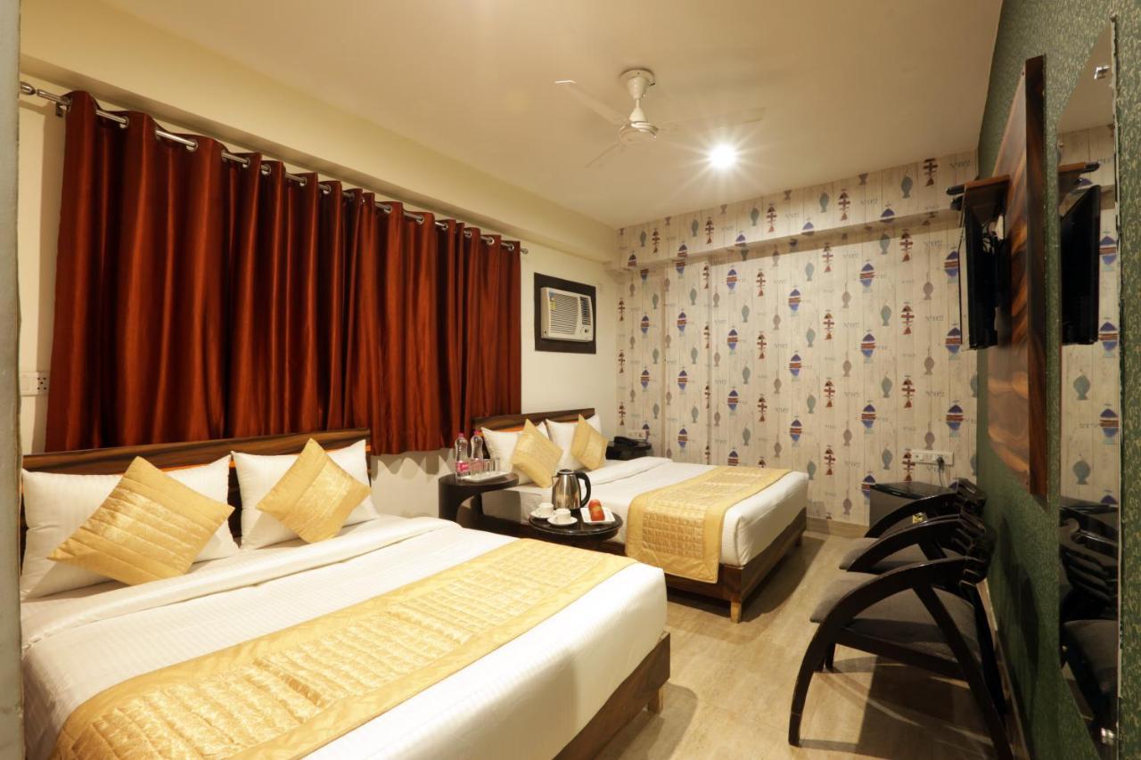 Hotel Airport Star New Delhi Bagian luar foto