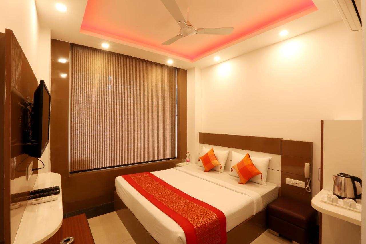Hotel Airport Star New Delhi Bagian luar foto