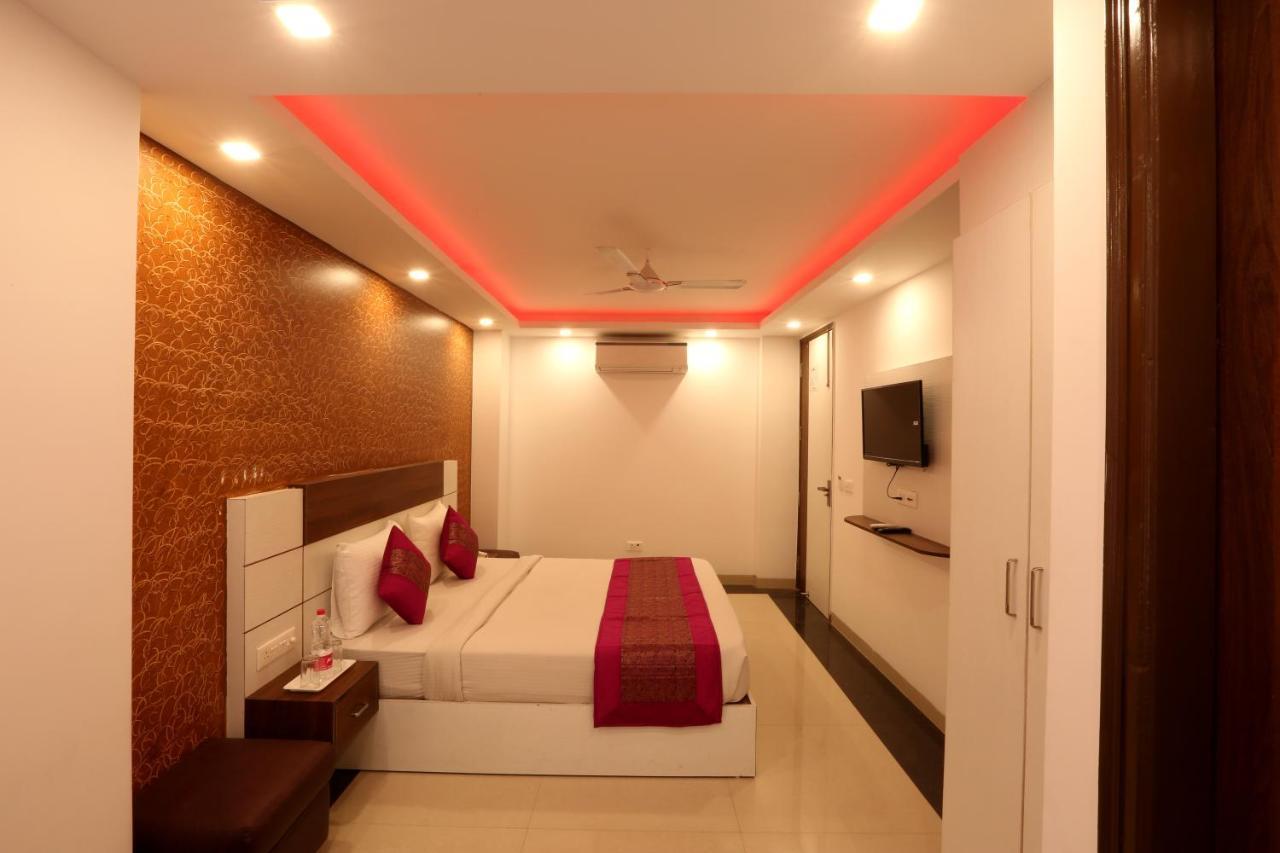 Hotel Airport Star New Delhi Bagian luar foto