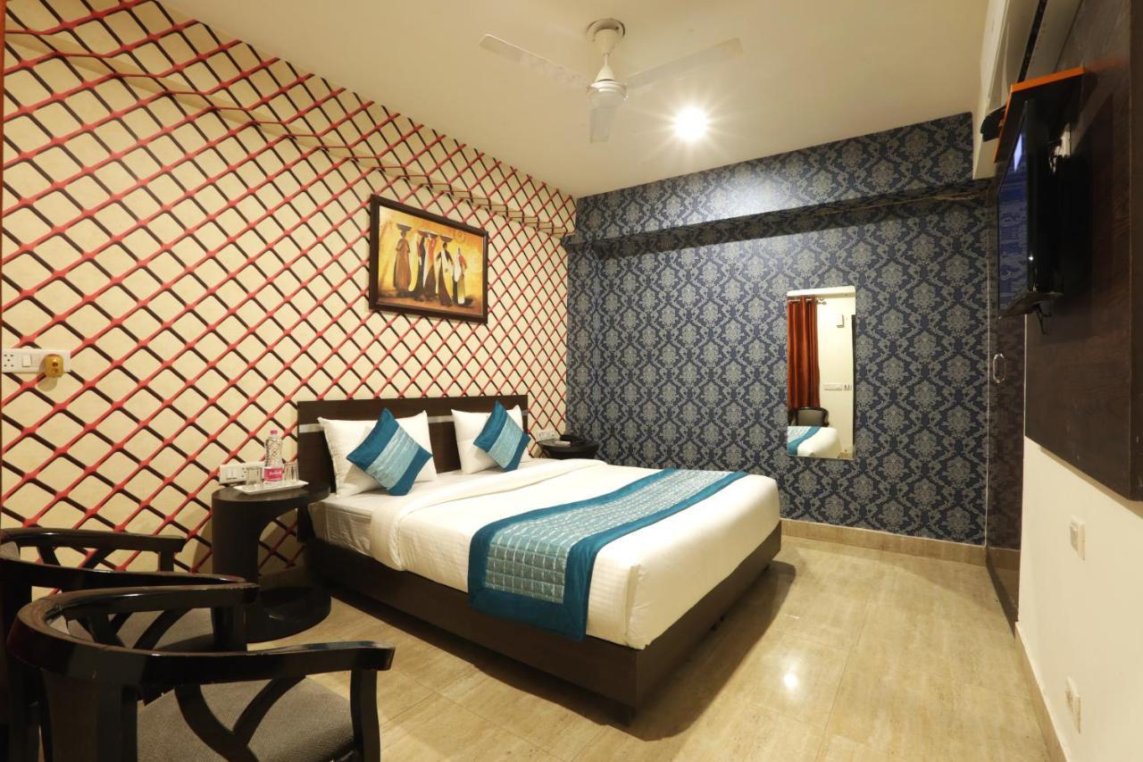 Hotel Airport Star New Delhi Bagian luar foto
